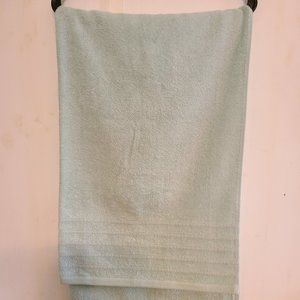 lcove Seafoam Towel